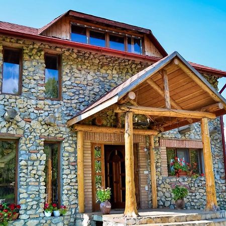 Poiana  Casa Din Piatra酒店 外观 照片
