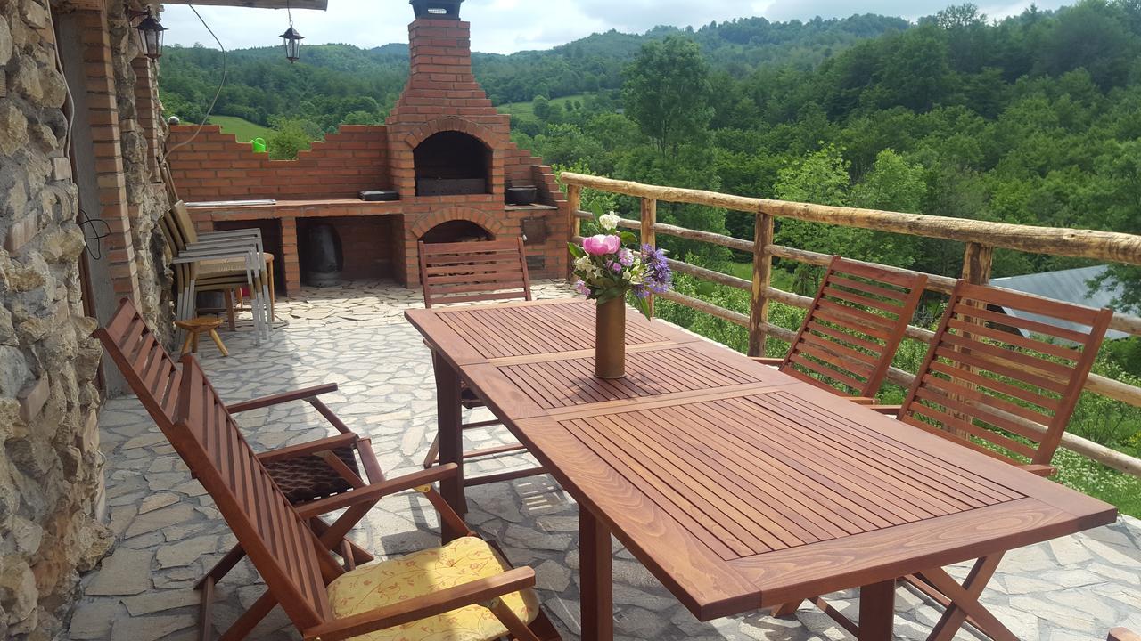 Poiana  Casa Din Piatra酒店 外观 照片