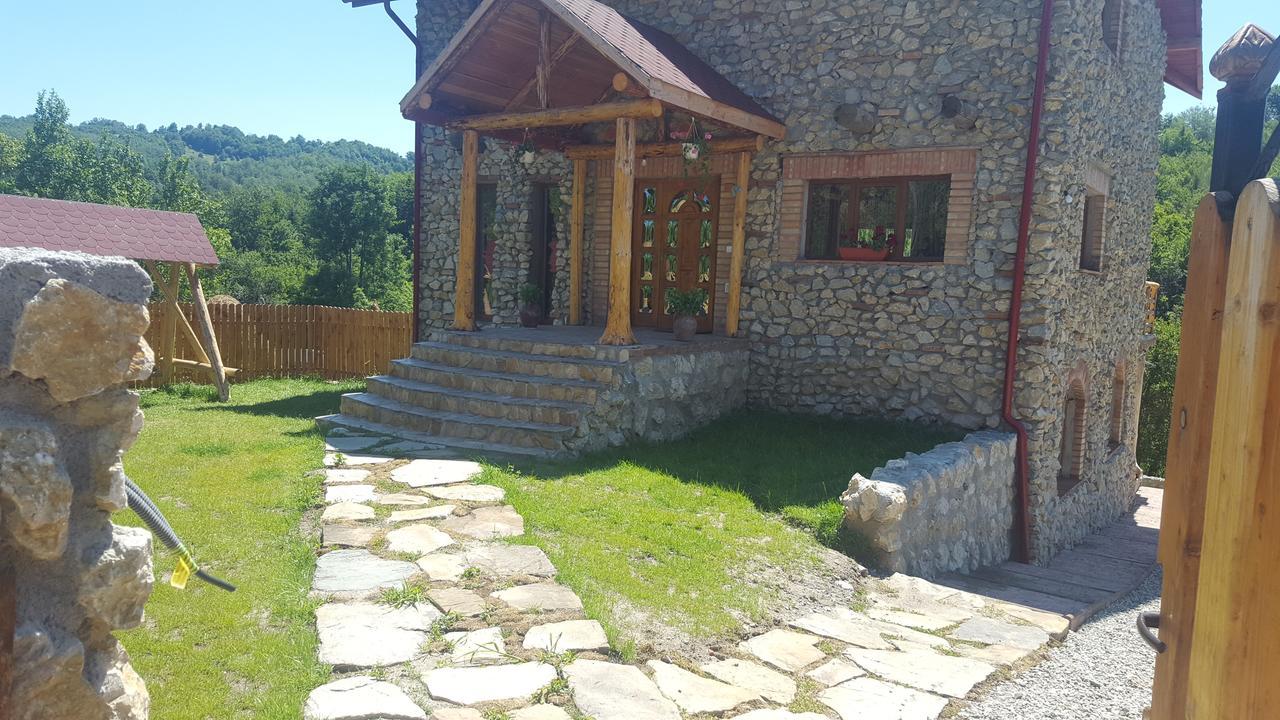 Poiana  Casa Din Piatra酒店 外观 照片
