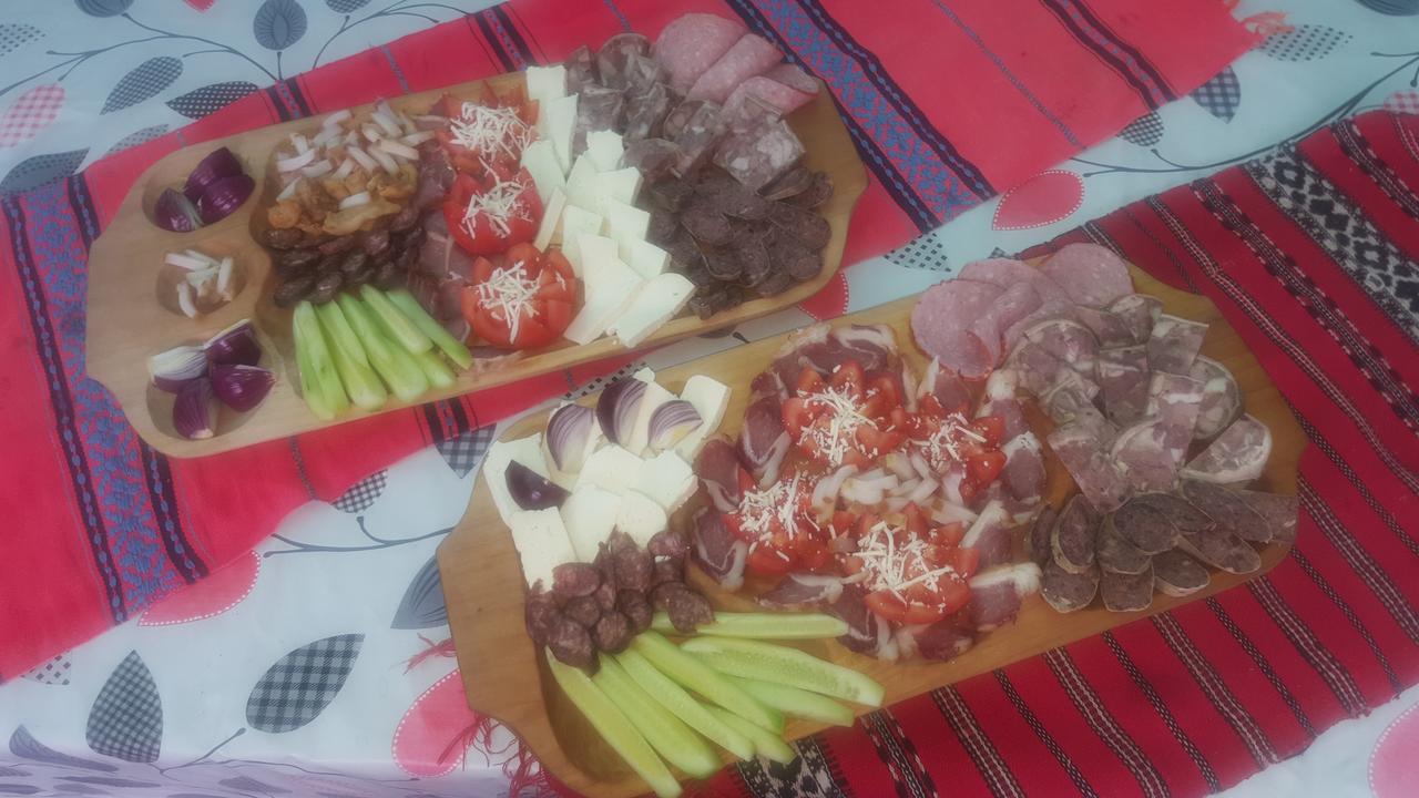 Poiana  Casa Din Piatra酒店 外观 照片